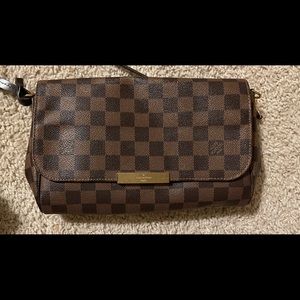COPY - Authentic Louis Vuitton Favorite MM Damier…